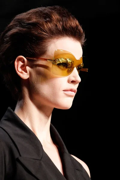 Look 11